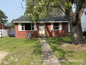 Building Photo - 1207 Cypress St