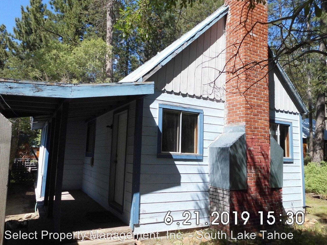 3852 Figueroa Ln, South Lake Tahoe, CA 96150 Room for Rent in South