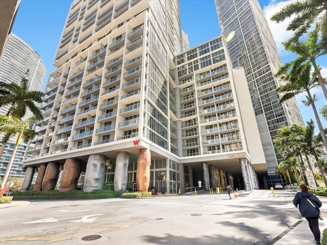Foto del edificio - 495 Brickell Ave
