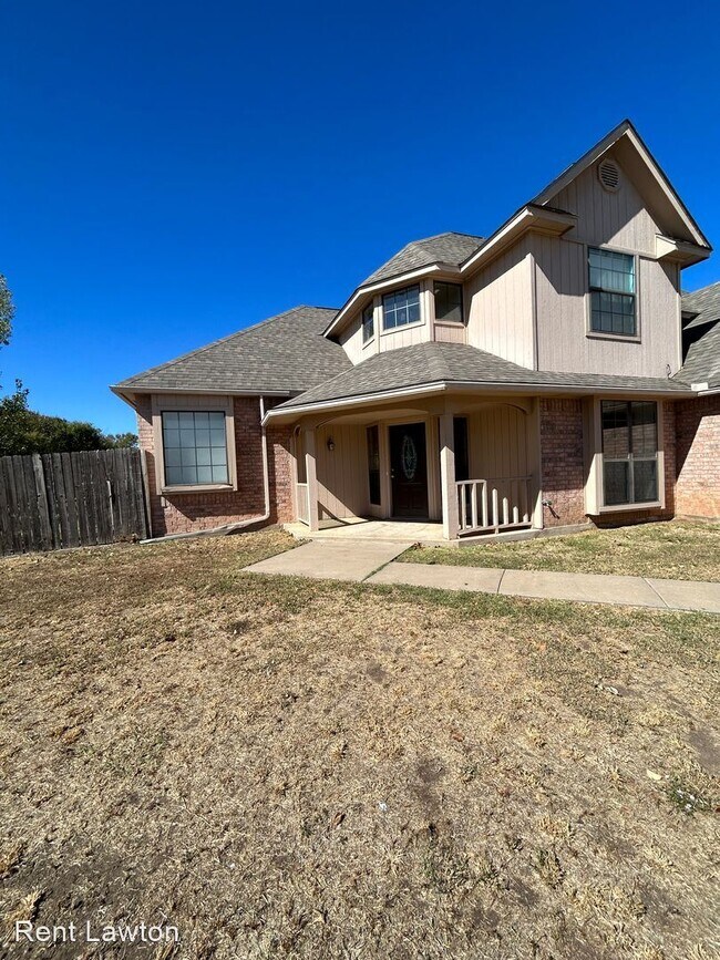 Foto del edificio - 4 br, 2.5 bath House - 9 NW Briarcreek Drive
