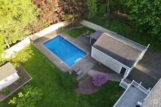 Building Photo - 111 Herbert Ave