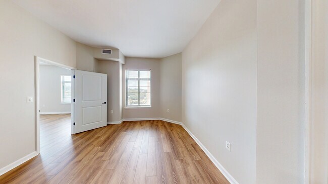 Interior Photo - Delancey at Shirlington Village