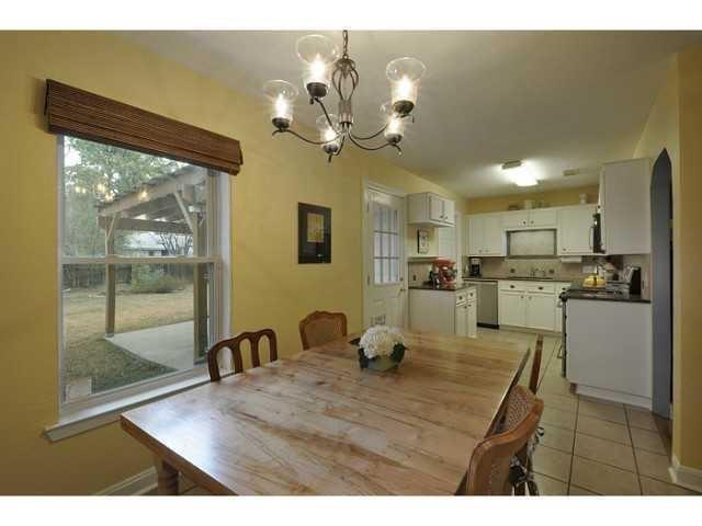 Foto del edificio - 1404 Karen Ave