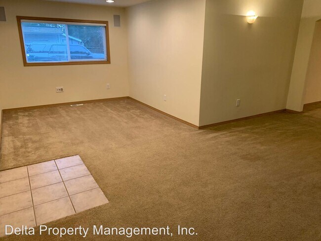 Foto del edificio - 9820 55th Ave NE