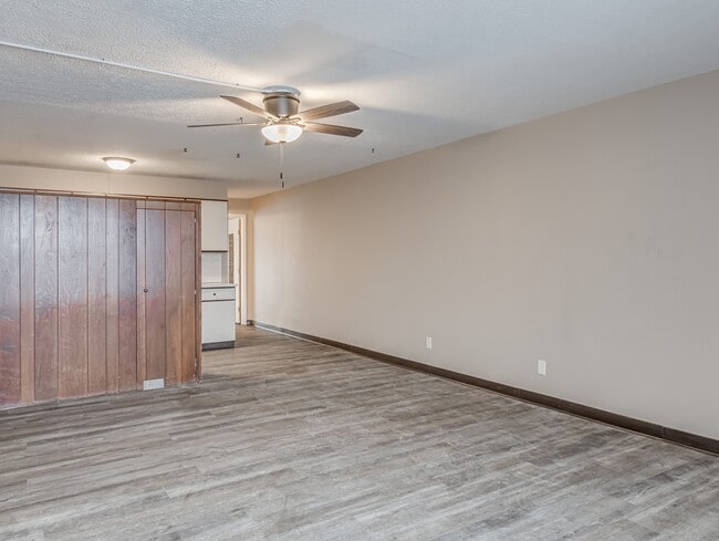 Foto del edificio - 2331 E Market St