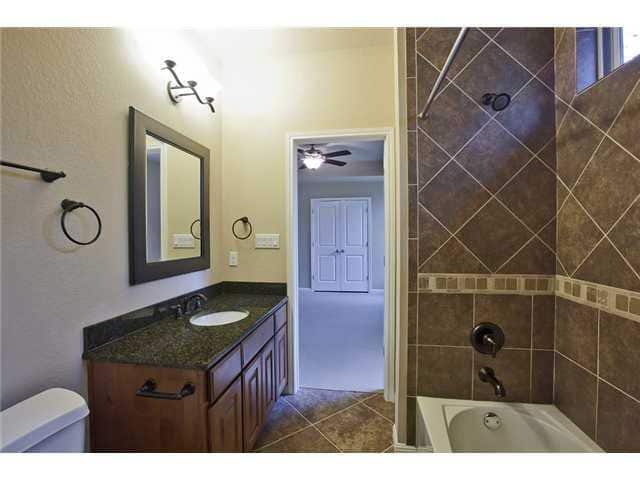 Foto del edificio - 807 E 47th St