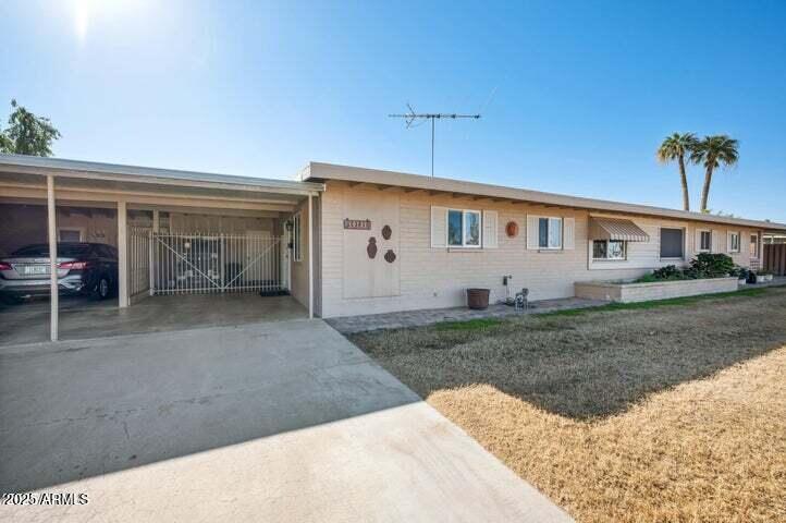 Primary Photo - 10731 W Abbott Ave