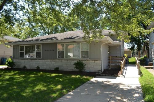 Building Photo - 2610 40th Pl