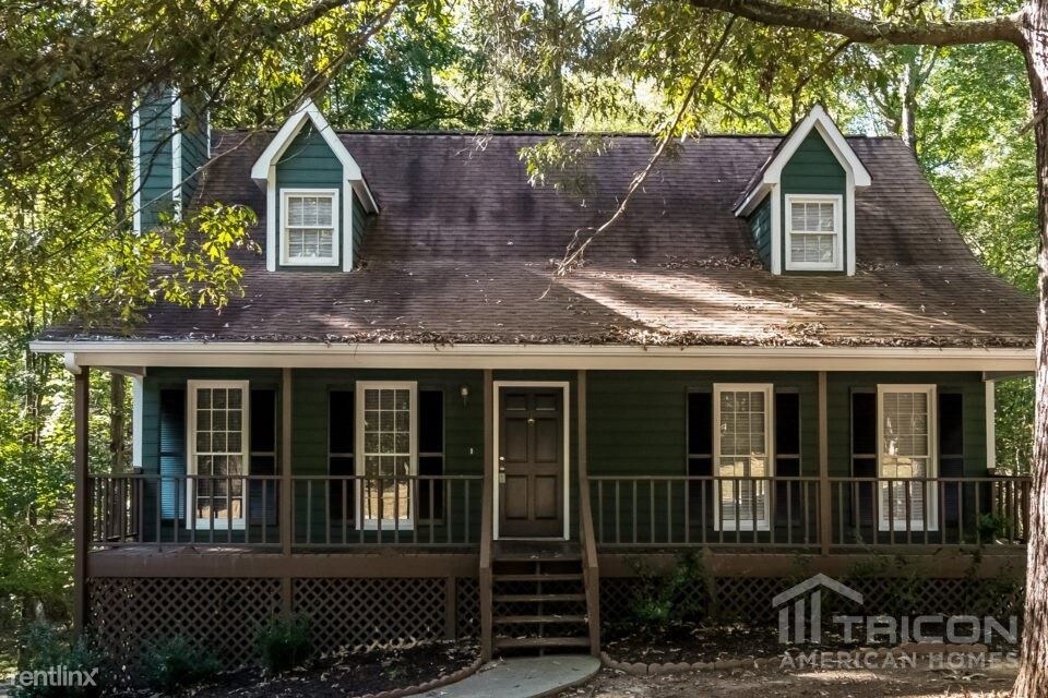 Primary Photo - 156 Grady Ct