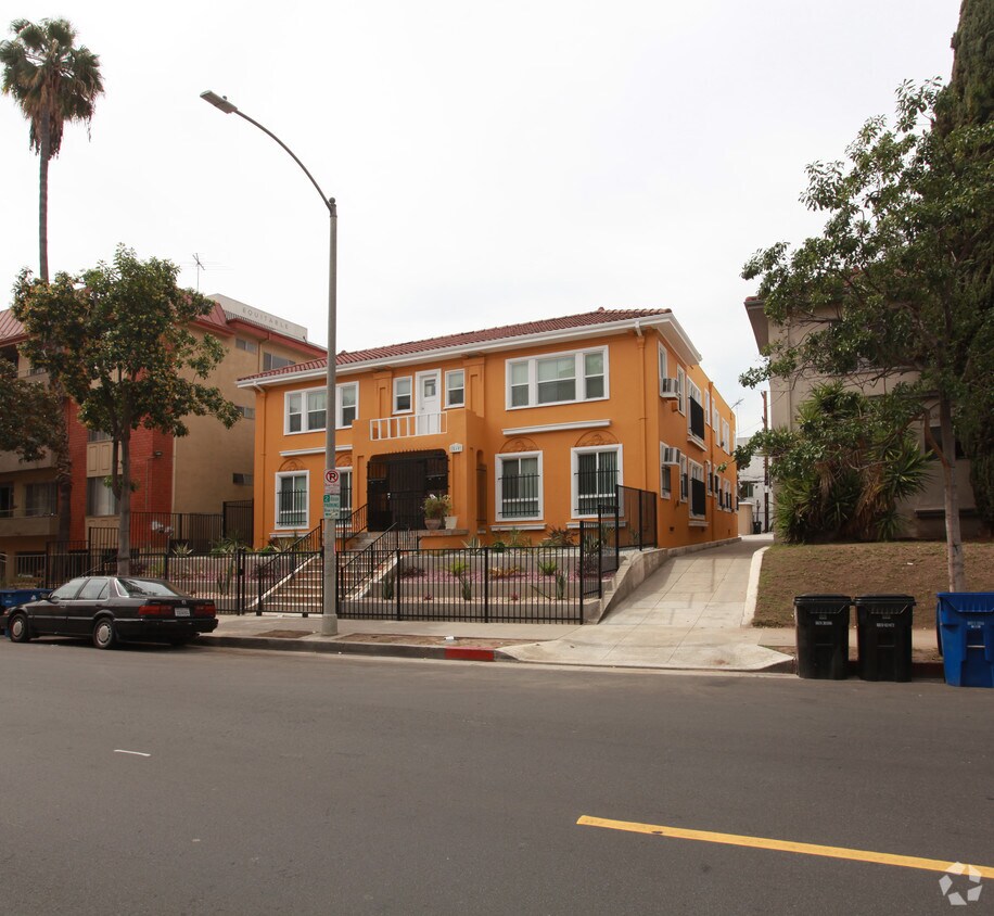 Primary Photo - 519 S Catalina St