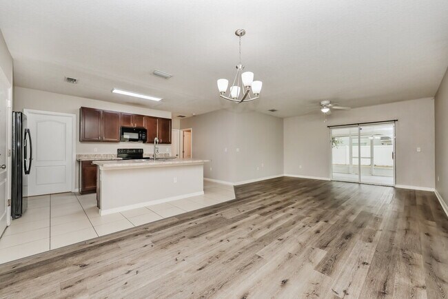 Foto del edificio - 12102 Fawn Brindle St