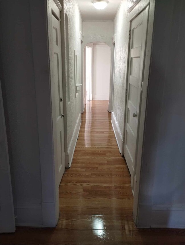 Building Photo - 1527 Jackson St