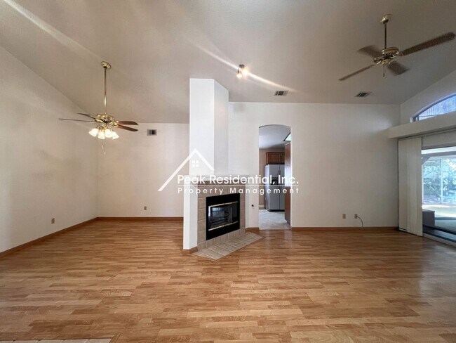 Building Photo - 8113 Bellsbrae Dr