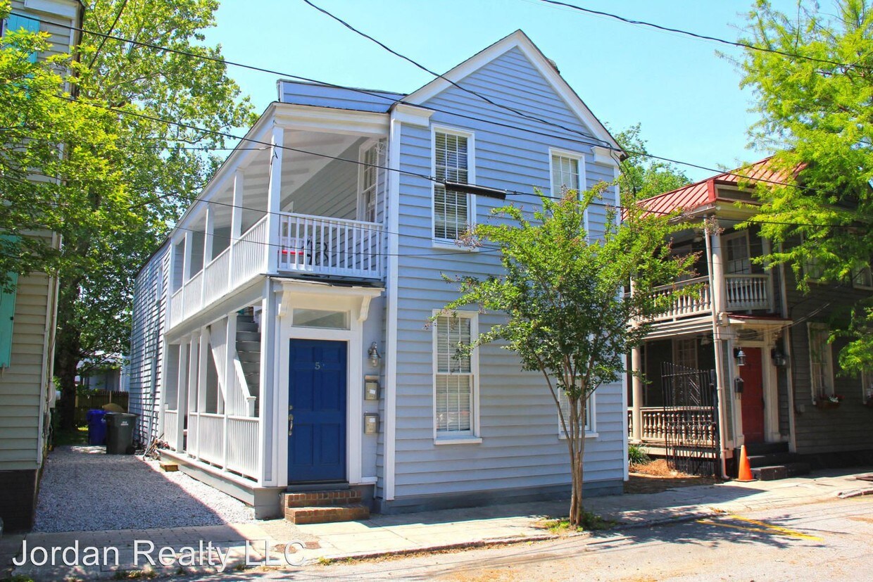 Primary Photo - 5 Aiken St