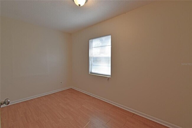 Foto del edificio - 12422 N Howard Ave