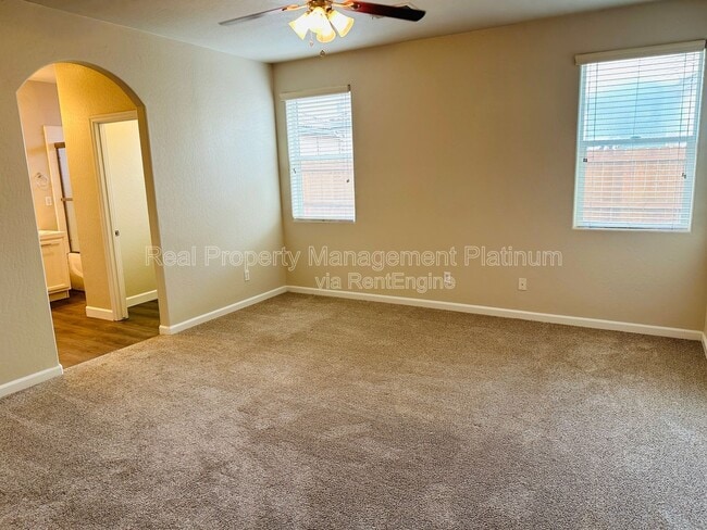 Foto del edificio - 4333 W Pinsapo Dr