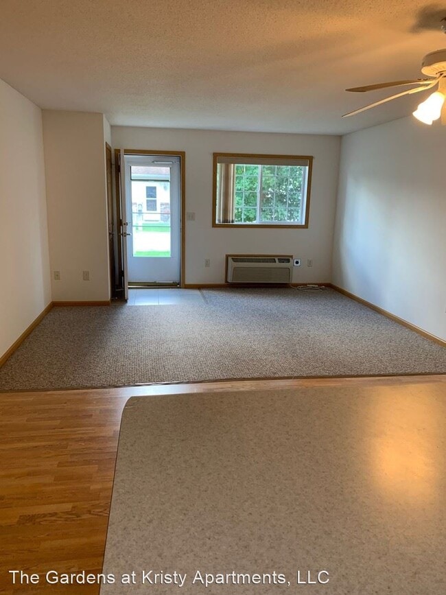 1077 Kristy Ln, Onalaska, WI 54650 Room for Rent in Onalaska, WI