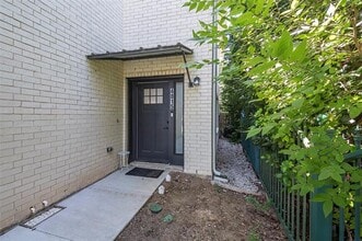 Building Photo - 4815 Fletcher Ave