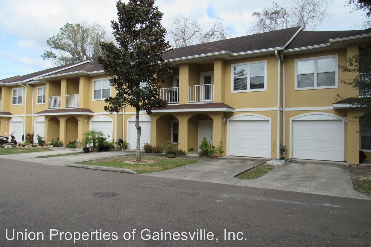 Primary Photo - 3351-3383 SW 42nd Pl