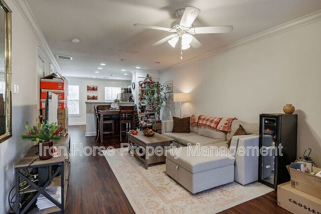 Foto del edificio - 1035 Barnett Shoals Rd