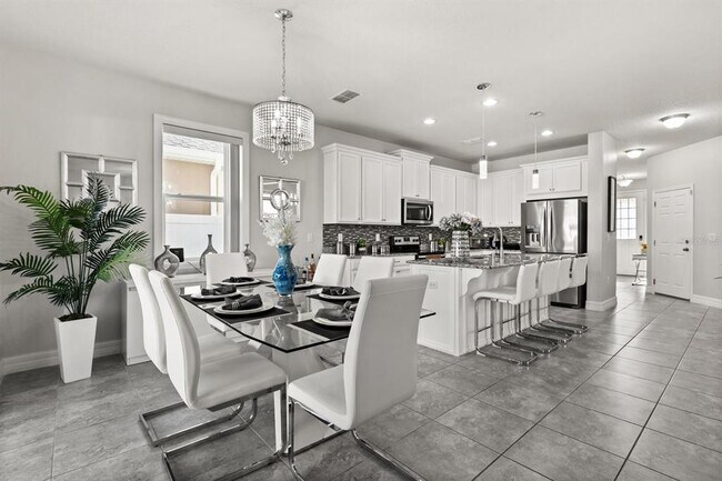 Foto del edificio - 2417 Chateau Lp