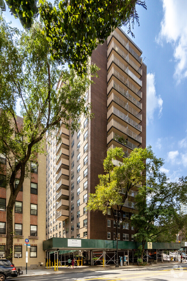 Building Photo - Tri-Faith House