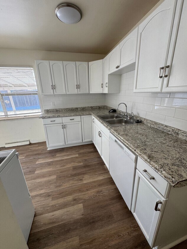 Foto del edificio - 2547 14th Ave