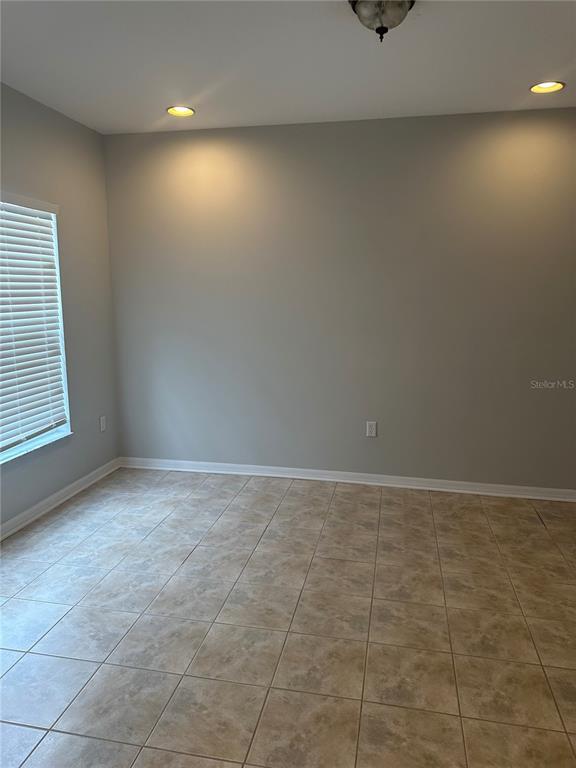 Building Photo - 15661 Stable Run Dr