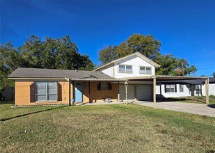 Building Photo - 4209 Haltom Rd