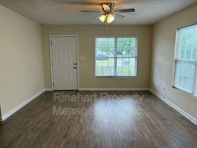 Building Photo - 1048 Cherry Meadow Ln