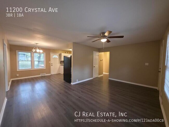 Foto del edificio - 11200 Crystal Ave