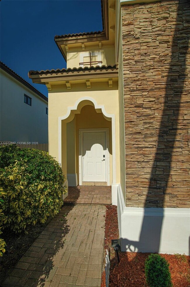 Building Photo - 1751 SW 154th Path