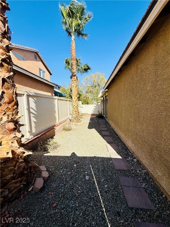 Building Photo - 9152 Beautiful Flower Ct