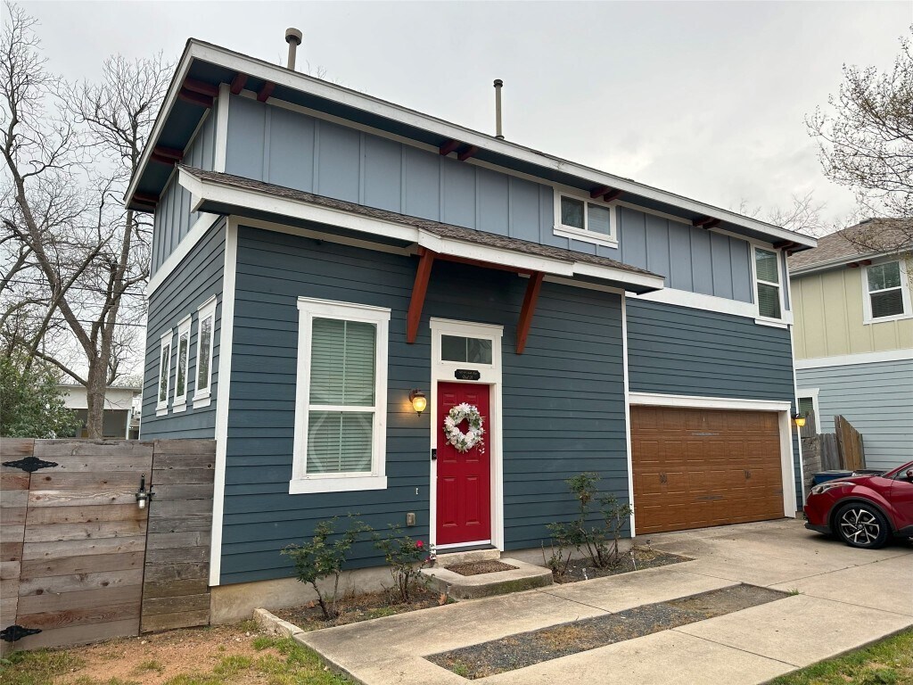 Primary Photo - 505 W N Loop Blvd