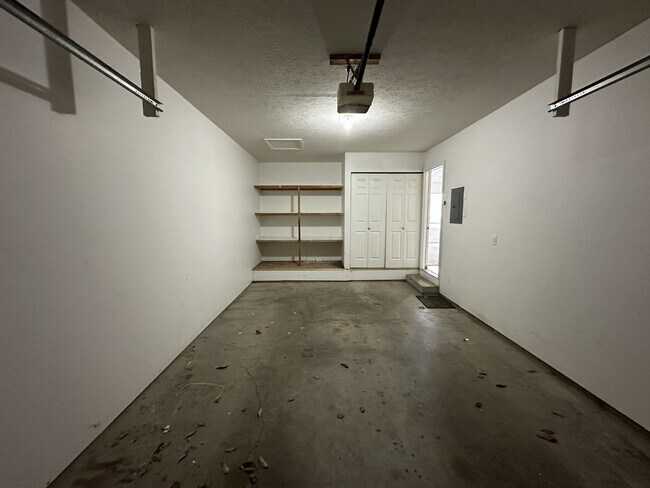 Foto del edificio - 508 Harriet Ct