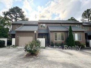 Building Photo - 22 Bayswater Pl