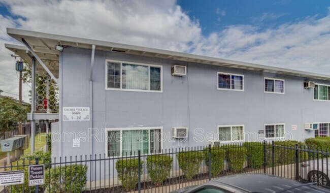 Building Photo - 3689 Myrtle Ave