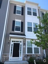 Building Photo - 3003 Osprey Way