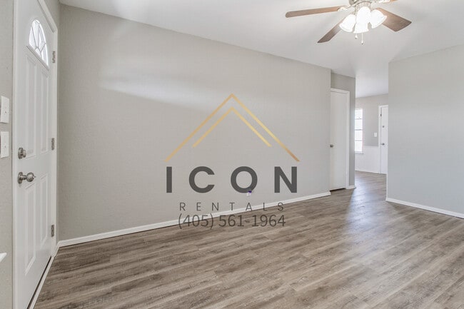 Foto del edificio - 1038 S Highland Dr