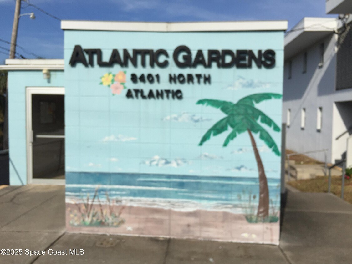 Primary Photo - 8401 N Atlantic Ave