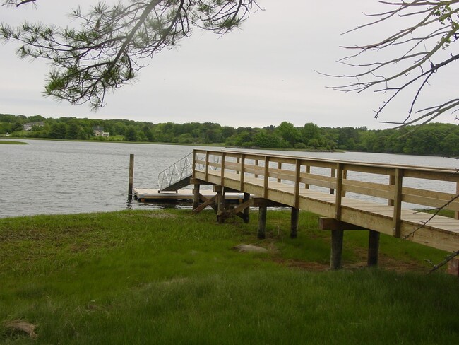 Building Photo - 100 Shepard's Cove Rd