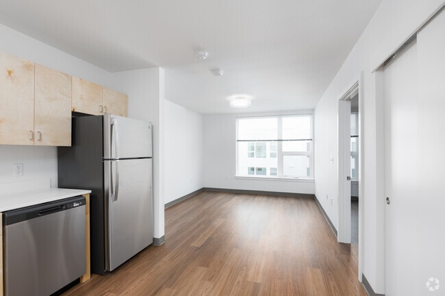 1BD, 1BA - 13th & Fir APARTMENTS
