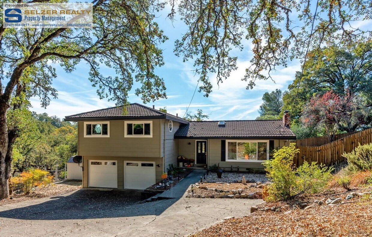 1891 Deerwood Dr, Ukiah, CA 95482 House Rental in Ukiah, CA