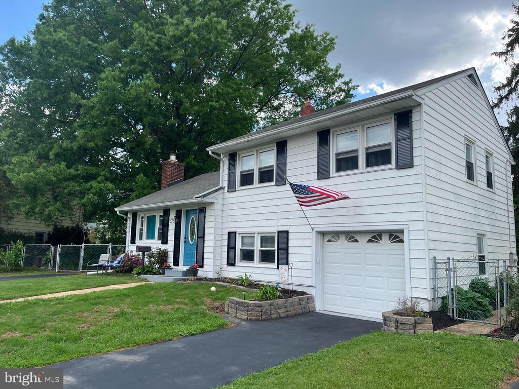Foto principal - 516 Glover Rd