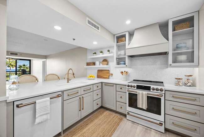 Building Photo - 401 S Seas Dr