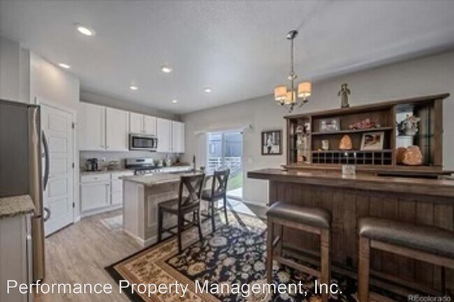 Building Photo - 3 br, 2.5 bath House - 5385 Lumos Ln