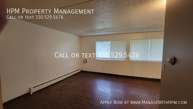 Foto del edificio - Spacious 2 bedroom apartment in Akron