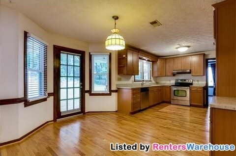 Building Photo - 1167 Dogwood Forest Dr NE