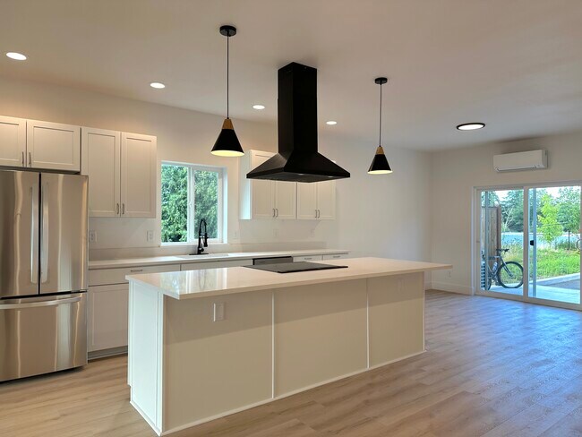 Foto del edificio - 3021 Harold Dr SE