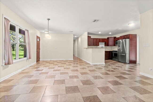 Foto del edificio - 29828 Cooper Rd